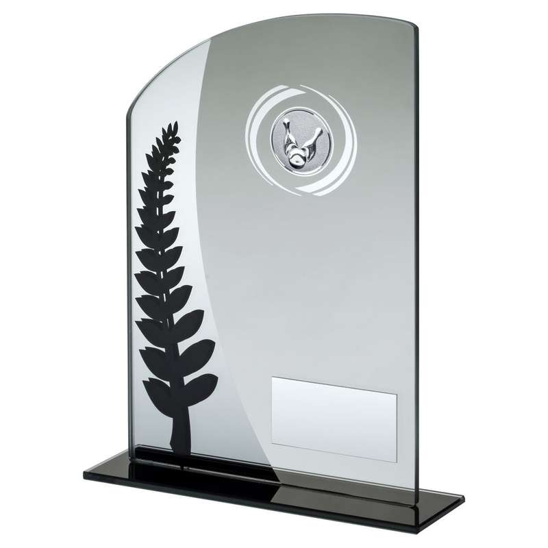 JADE GLASS PLAQUE WITH BLACK/SILVER DETAIL WITH TEN PIN INSERT AND PLATE – 6.5″